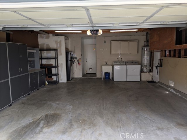 2002 Springcreek Circle, Upland CA: https://media.crmls.org/medias/c04b814c-9655-4e03-9190-cee2d9e8e04e.jpg