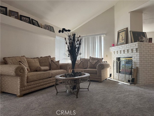 Detail Gallery Image 5 of 24 For 3344 S North Shore, Ontario,  CA 91761 - 4 Beds | 2/1 Baths