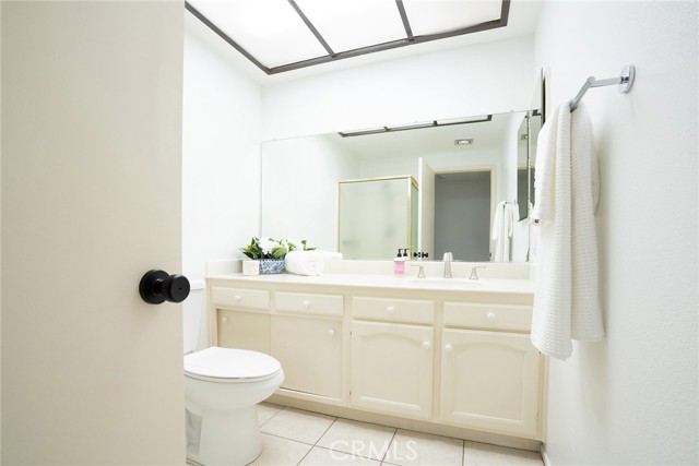 Detail Gallery Image 23 of 72 For 5511 Paseo Del Lago 1c,  Laguna Woods,  CA 92637 - 2 Beds | 2 Baths