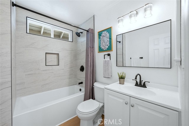 Detail Gallery Image 19 of 26 For 20111 Evening Breeze Dr, Walnut,  CA 91789 - 4 Beds | 3 Baths