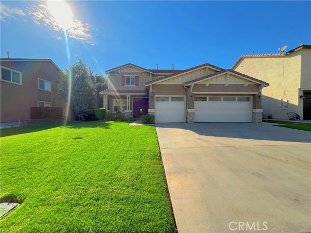 Detail Gallery Image 3 of 29 For 6443 Harrow St, Corona,  CA 91752 - 5 Beds | 2/1 Baths