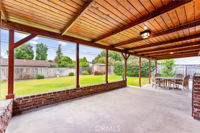 8333 Calmosa Avenue, Whittier CA: https://media.crmls.org/medias/c04d1fba-a054-4422-8d08-28f3d6a7538a.jpg