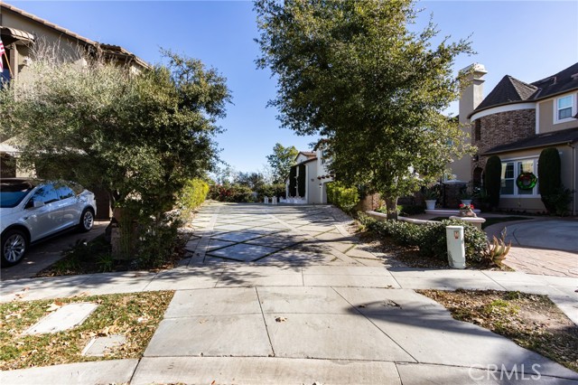 18 Elissa Lane, Ladera Ranch CA: https://media.crmls.org/medias/c04da796-e176-4401-9939-15d2d1497a8e.jpg