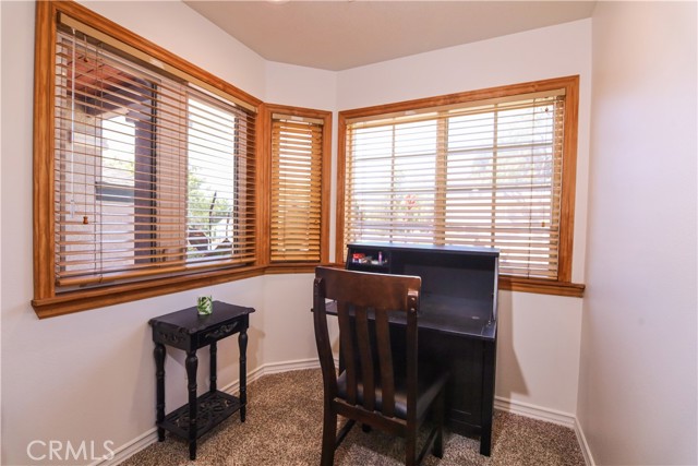 Detail Gallery Image 20 of 44 For 27932 Calypso Ln, Canyon Country,  CA 91351 - 4 Beds | 2 Baths