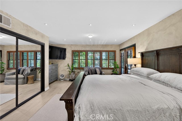 Detail Gallery Image 35 of 75 For 5526 Fulton, Sherman Oaks,  CA 91401 - 3 Beds | 3 Baths