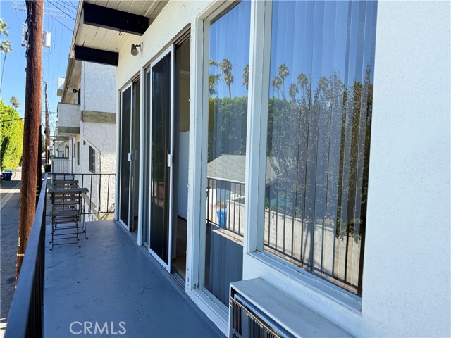 13223 Moorpark Street, 3 photo 9