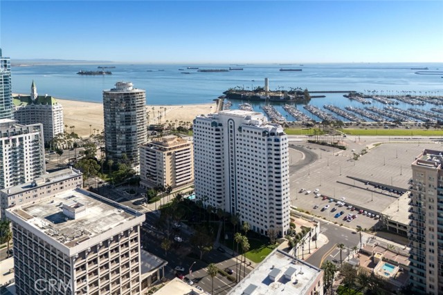 Detail Gallery Image 36 of 38 For 525 E Seaside Way #409,  Long Beach,  CA 90802 - 2 Beds | 2 Baths