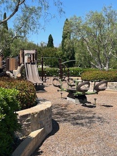57 Sweet, Irvine CA: https://media.crmls.org/medias/c05194ce-5dd8-4a48-9eb0-b881fff9fbb7.jpg