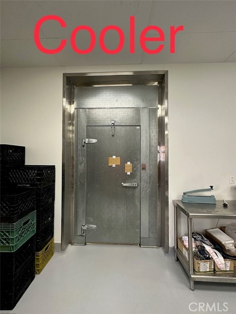 Cooler with two entrances