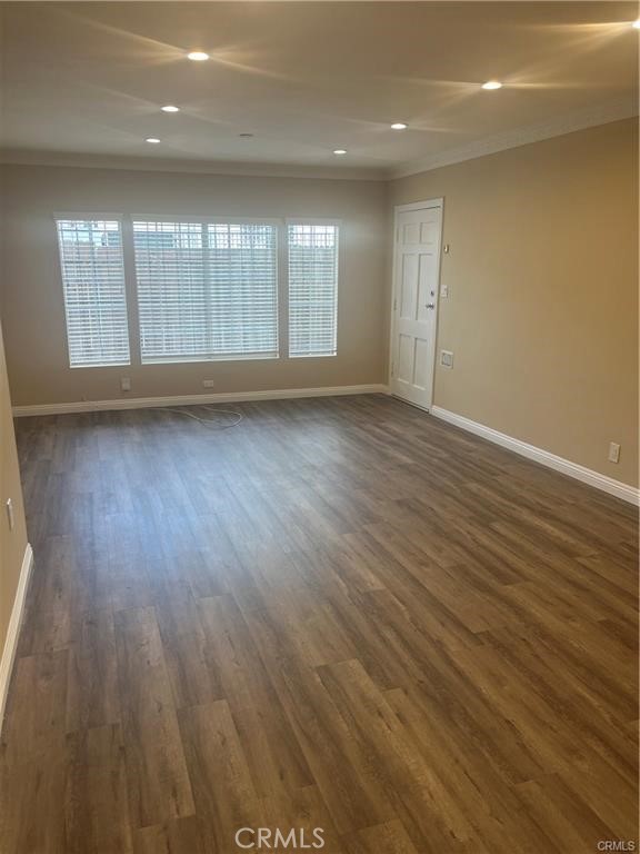 Detail Gallery Image 5 of 11 For 1915 1917 S Orange Dr, Los Angeles,  CA 90016 - – Beds | – Baths