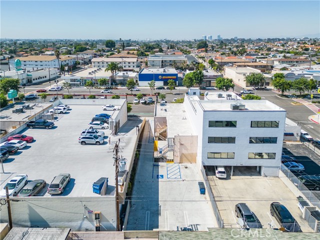 13420 Hawthorne Boulevard, Hawthorne, California 90250, ,Commercial Lease,For Rent,13420 Hawthorne Boulevard,CRPV23171391