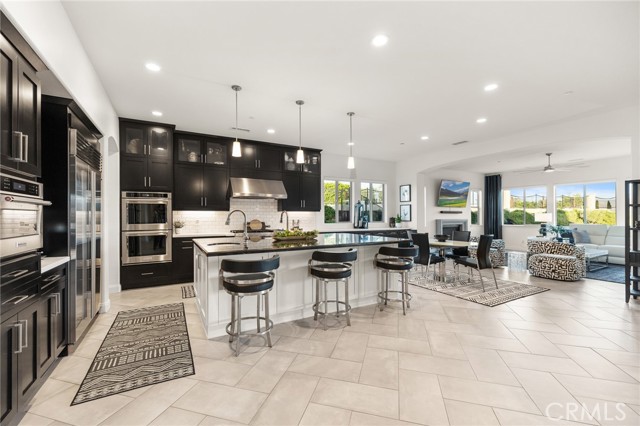 41783 Valencia Way, Temecula CA: https://media.crmls.org/medias/c0550115-59c4-44be-8441-9fda2b2cad38.jpg
