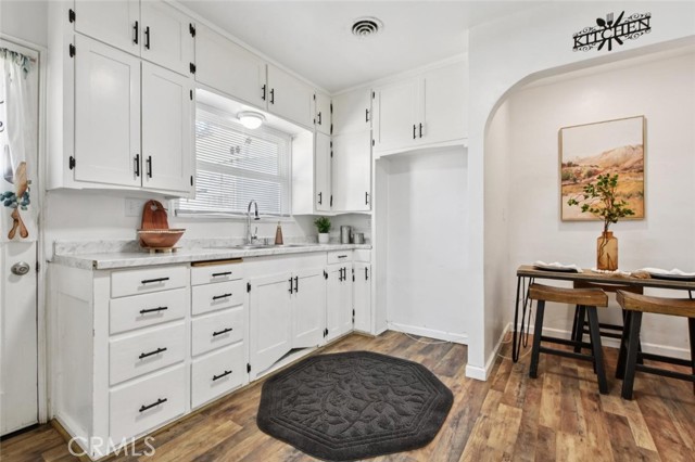 Detail Gallery Image 11 of 26 For 551 Hawthorne St, Yuba City,  CA 95991 - 3 Beds | 1 Baths