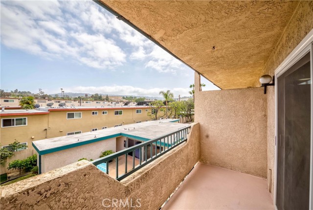 25905 Narbonne Avenue, Lomita, California 90717, 2 Bedrooms Bedrooms, ,1 BathroomBathrooms,Condominium,For Sale,Narbonne,PW24235787