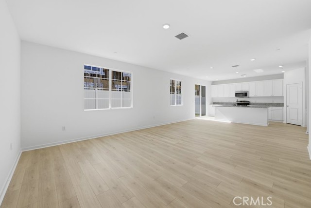 29256 Victoria Beach Boulevard, Winchester CA: https://media.crmls.org/medias/c056c975-e37c-421e-b917-3c46f1b840e2.jpg