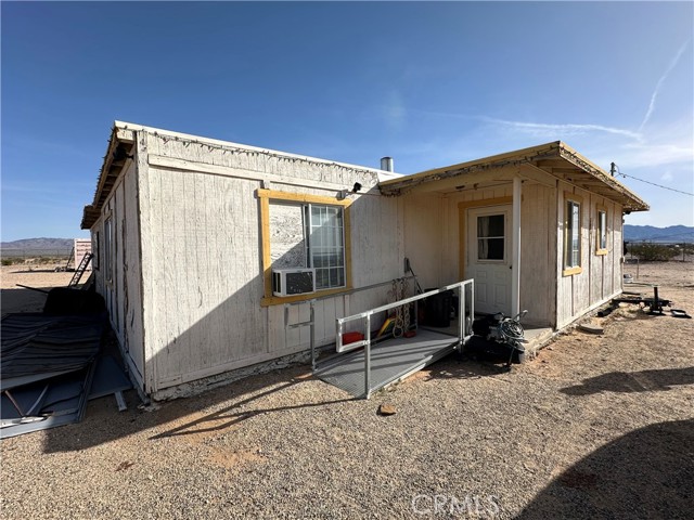 Detail Gallery Image 1 of 12 For 80728 Brown Rd, Twentynine Palms,  CA 92277 - 3 Beds | 1 Baths