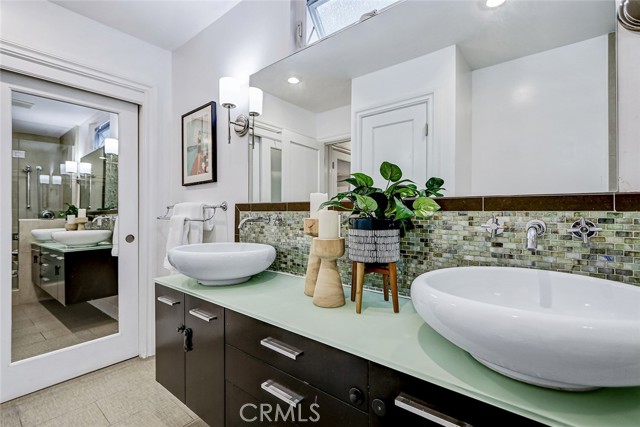 Detail Gallery Image 26 of 32 For 320 31 St, Manhattan Beach,  CA 90266 - 3 Beds | 2/1 Baths