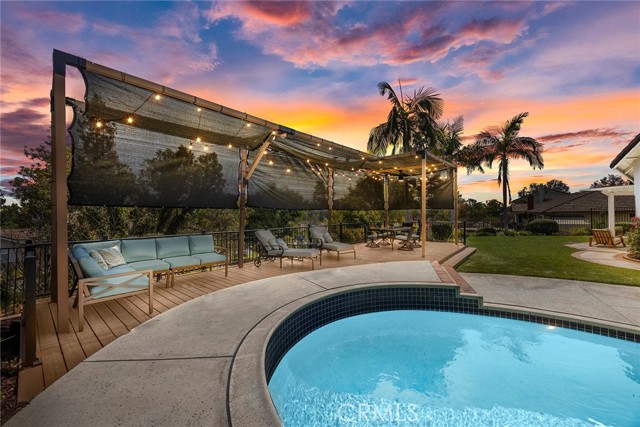 20640 Via Breve, Yorba Linda CA: https://media.crmls.org/medias/c05816cd-98bd-46f9-8fc0-de1da27fb35c.jpg