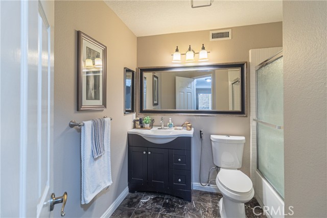 Detail Gallery Image 17 of 30 For 1430 Tanglewood Dr, Corona,  CA 92882 - 5 Beds | 3 Baths