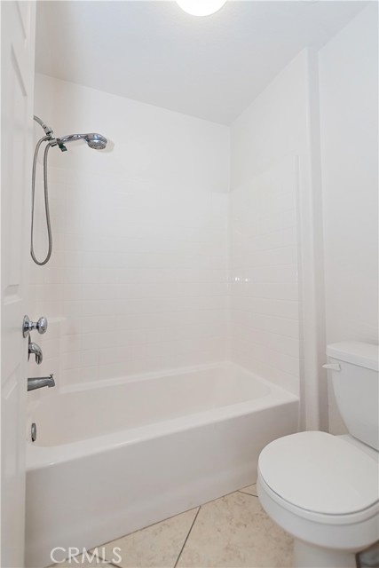 Detail Gallery Image 34 of 57 For 3607 Mountain Shadows Ct, Palmdale,  CA 93551 - 3 Beds | 3 Baths