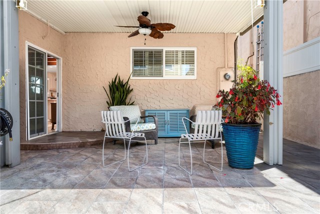 143 Roycroft Avenue, Long Beach CA: https://media.crmls.org/medias/c05bc23f-fa65-4b16-b2fd-07a00dae3a25.jpg