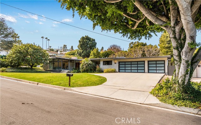 39 Shady Vista Road, Rolling Hills Estates, California 90274, 3 Bedrooms Bedrooms, ,2 BathroomsBathrooms,Residential,Sold,Shady Vista,SB22045162