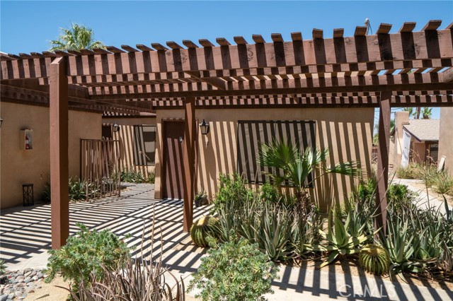 Detail Gallery Image 11 of 27 For 73600 San Gorgonio Way, Palm Desert,  CA 92260 - – Beds | – Baths