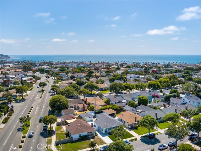 The avenues is a coveted location in South Redondo!
