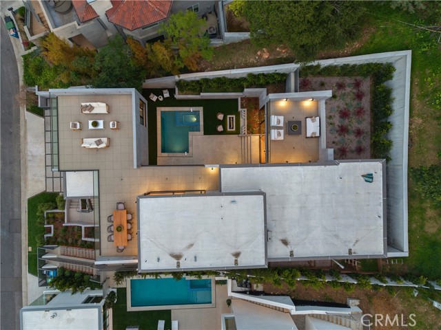 3670 Buena Park Drive, Studio City CA: https://media.crmls.org/medias/c05d54dc-374b-49ec-8174-d900144778b5.jpg