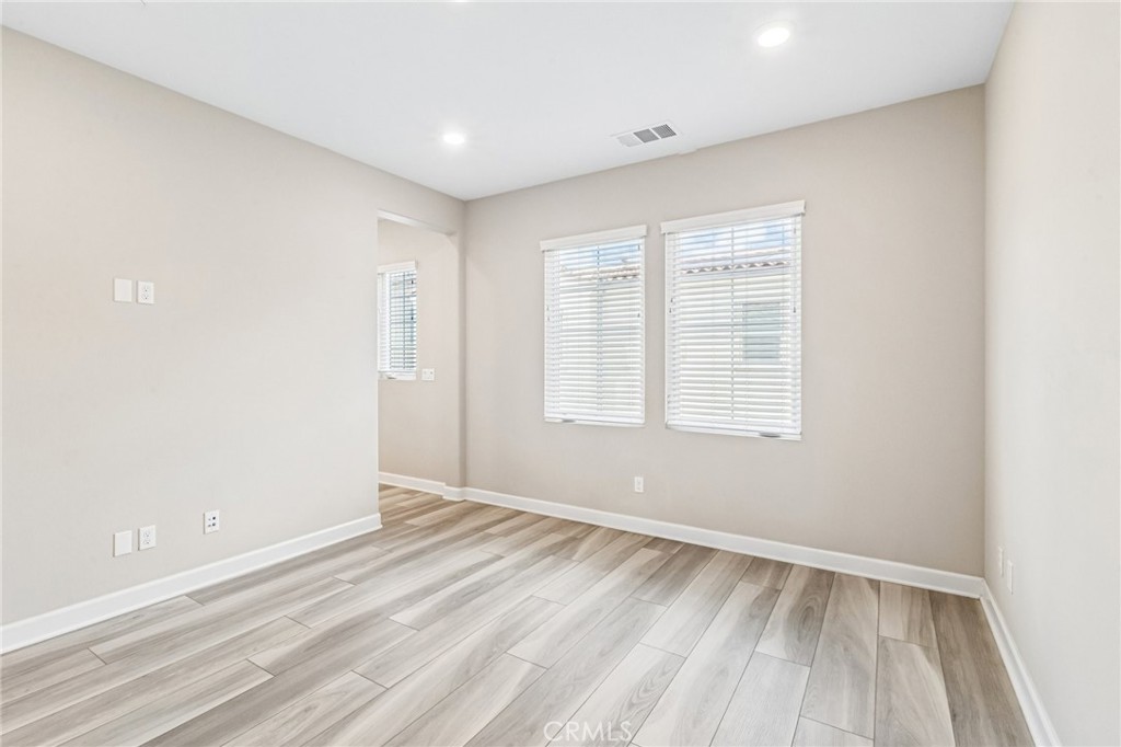 11011 Logan Way - photo 20