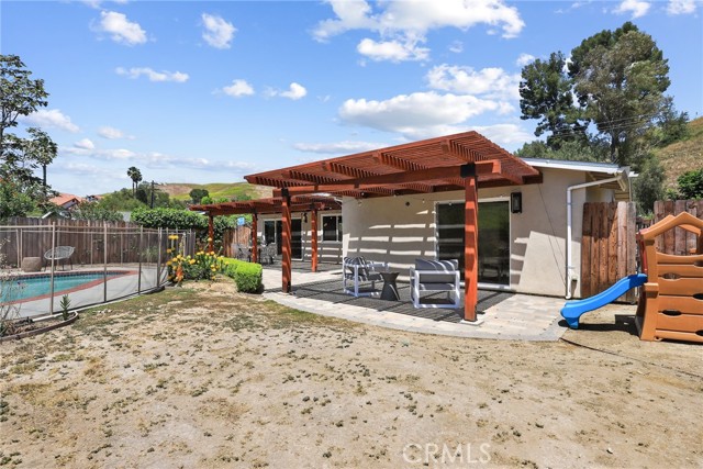 Detail Gallery Image 25 of 30 For 5839 Parkmor Rd, Calabasas,  CA 91302 - 4 Beds | 2 Baths