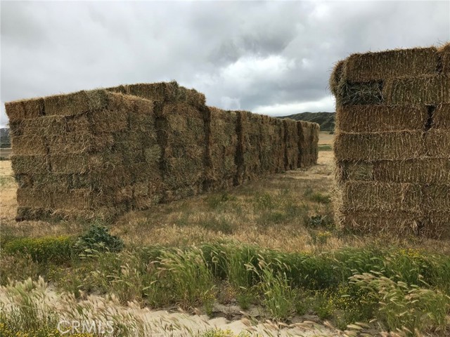 44350 Sage RD Road, Aguanga CA: https://media.crmls.org/medias/c05e18b5-529a-42ca-b507-f9513c0882e4.jpg