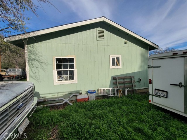 Detail Gallery Image 6 of 8 For 12395 Pine, Clearlake Oaks,  CA 95423 - 2 Beds | 1 Baths