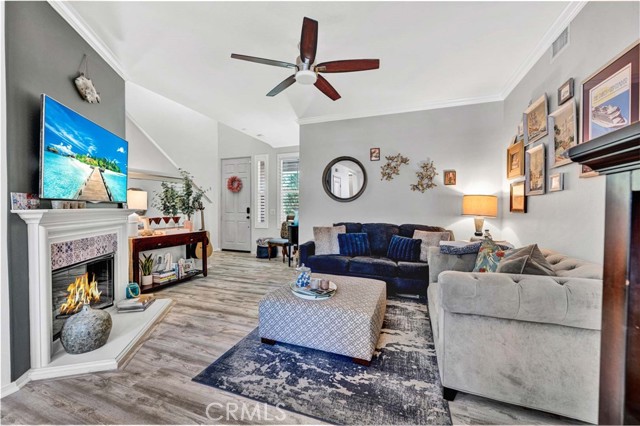 98 Hinterland Way, Ladera Ranch CA: https://media.crmls.org/medias/c05f565d-32ff-411b-9656-0d8fbfb98167.jpg