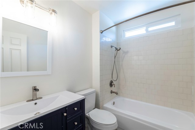 217 W Mountain View Avenue, La Habra CA: https://media.crmls.org/medias/c0601665-51ef-4e07-8bfa-9faff80bbb5d.jpg