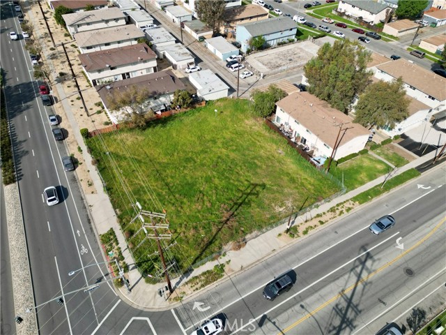 Image 5 of 7 For 449 River Rd