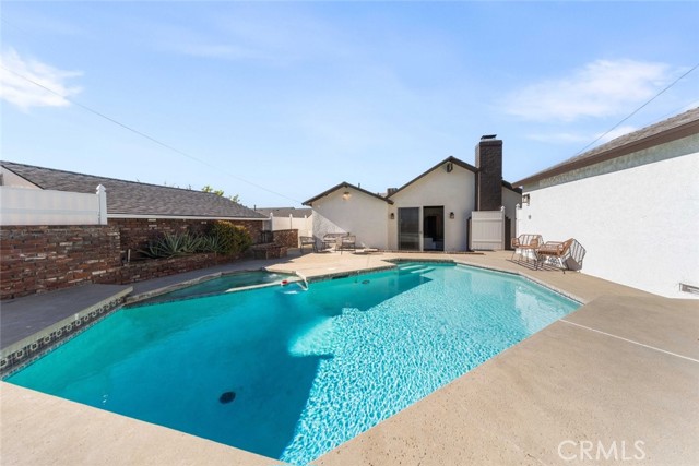 Detail Gallery Image 67 of 74 For 2950 N Lincoln St, Burbank,  CA 91504 - 3 Beds | 2 Baths