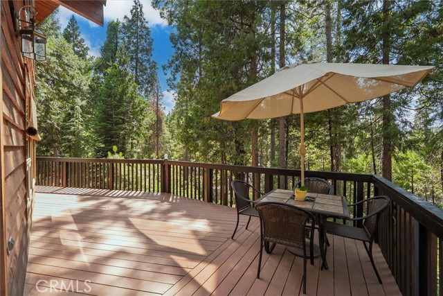 7134 Snyder Ridge Road, Mariposa CA: https://media.crmls.org/medias/c061279d-048b-494e-872a-ead37108bf40.jpg