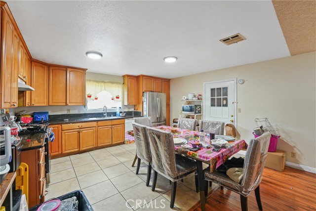 Detail Gallery Image 16 of 40 For 4960 4962 Gambier St, Los Angeles,  CA 90032 - – Beds | – Baths