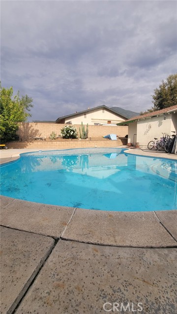 Detail Gallery Image 12 of 12 For 2904 Oleta Ln, Highland,  CA 92346 - 4 Beds | 2 Baths