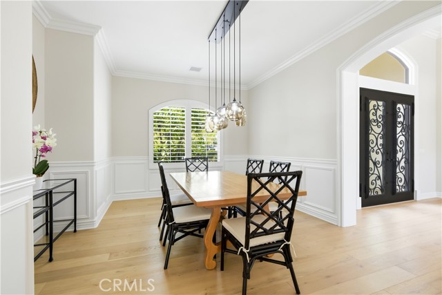 5 Bed Home for Sale in Calabasas, California
