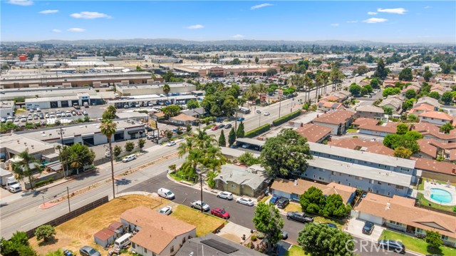 Detail Gallery Image 25 of 28 For 9861 Lower Azusa Rd, Temple City,  CA 91780 - 3 Beds | 3 Baths