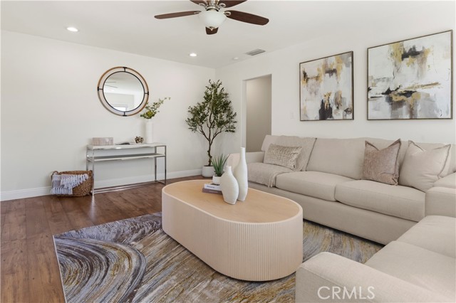 Detail Gallery Image 15 of 41 For 315 E Juanita, Glendora,  CA 91740 - 7 Beds | 3 Baths