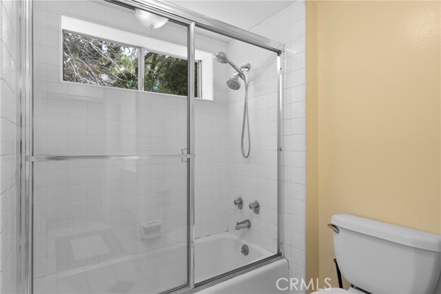 Detail Gallery Image 20 of 50 For 809 Highland Dr, La Canada Flintridge,  CA 91011 - 5 Beds | 5 Baths