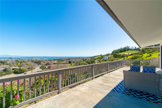 2050 Suana Drive, Rancho Palos Verdes, California 90275, 3 Bedrooms Bedrooms, ,2 BathroomsBathrooms,Residential,Sold,Suana,PV23027365