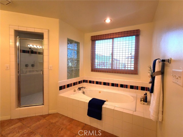 Detail Gallery Image 32 of 41 For 117 S Prospect Ave #a, Redondo Beach,  CA 90277 - 4 Beds | 2/1 Baths