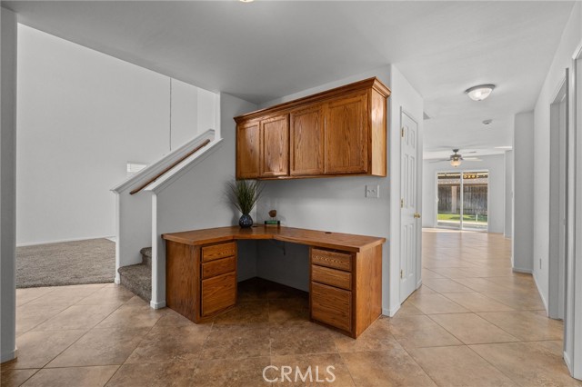 Detail Gallery Image 8 of 48 For 12303 Midtowne Dr, Bakersfield,  CA 93312 - 5 Beds | 2/1 Baths