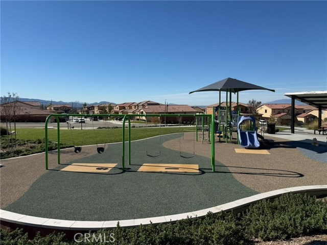 Detail Gallery Image 34 of 49 For 7975 Sorrento, Highland,  CA 92346 - 4 Beds | 3 Baths