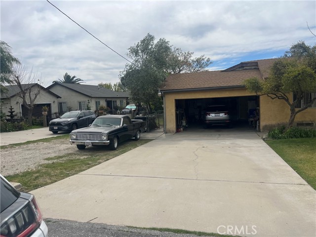 Detail Gallery Image 3 of 18 For 18173 Mccauley, Fontana,  CA 92335 - 4 Beds | 2 Baths