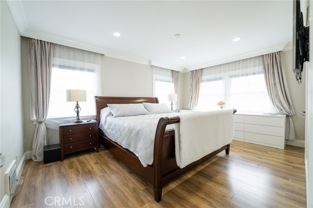 1281 E Orange Grove Boulevard, Pasadena CA: https://media.crmls.org/medias/c063ccc2-1a60-44ca-8689-cab3b26a8b08.jpg